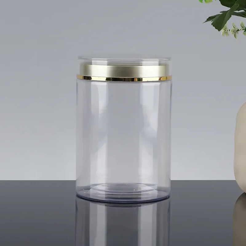 液体のペットボトル